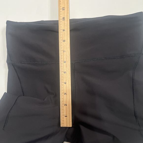 Medium Athleta Black Pacesetter Ultra High Rise 7/8 Legging - Picture 6 of 8